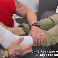 Chris Rockway gets off to worship - Picture 6