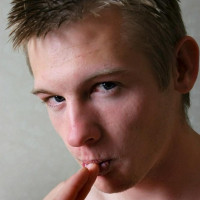 Poul Vantrier peels off - Picture 20