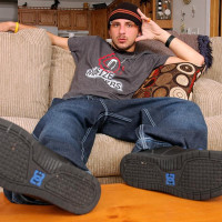 Jester exposes his heat - Picture 1