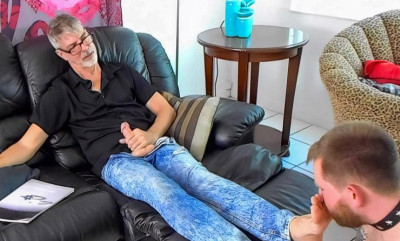 A foot rub for sir Richard