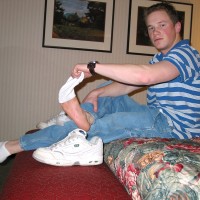 Tommy - Picture 8