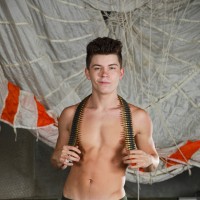 Drake Gives It To Jonathan - Picture 3