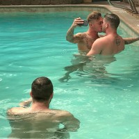 Dudes in Public 23: Wet and Wild - Picture 5