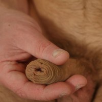 Victor Creed show his uncut cock - Picture 5
