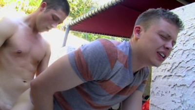 A horny college boy hook up