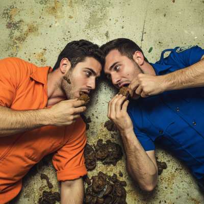 Nothing hotter than two men in uniform getting down & dirty—detective & inmate feasting on shit while drowning in puke. 😈🔥...
