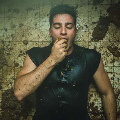 Nothing hotter than a filthy pervert devouring a fresh load on the floor 😈🔥 Who’s ready to get down and dirty? #gayscat...