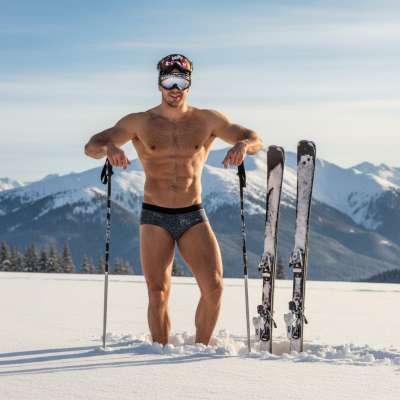 Ski slopes never looked this dirty 😈🏂 A depraved skier in just his briefs, leaving his mark on the snow. Who’s ready to join...
