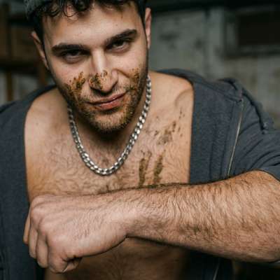 Fuck yeah, nothing hotter than a guy with his mouth full of warm, mushy shit 😈💦 #gayscat #hairy