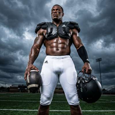 Every time this football player steps on the field, the game pauses just to admire the view. Pure athletic artistry in...