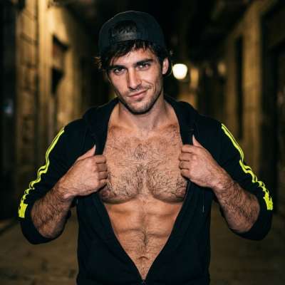 Every time a man confidently reveals his chest, the world pauses to admire. Pure magnetism. Pure beauty. #street #hairy...