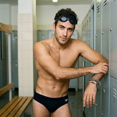 Every time this swimmer steps out of the pool, the locker room turns into a masterpiece. Pure art in motion. #lockerroom...
