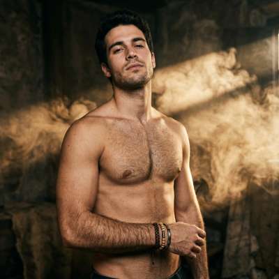A vision of raw masculinity emerging from the mist—timeless beauty in every glance. #malebeauty #studio